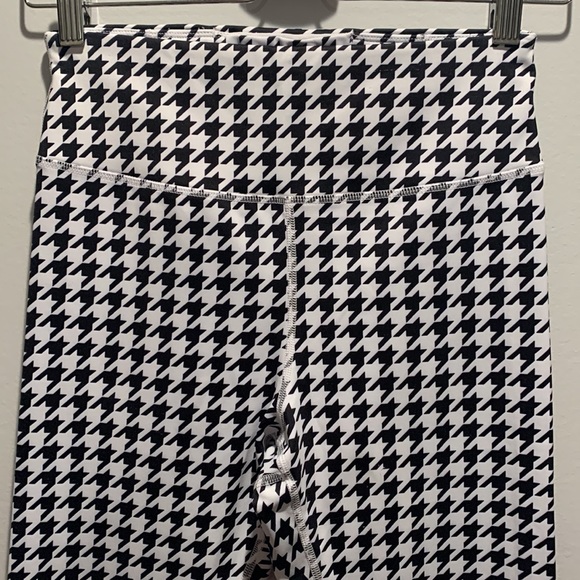 QUEENIEKE Women Yoga Workout Pants Size Small - Picture 2 of 8